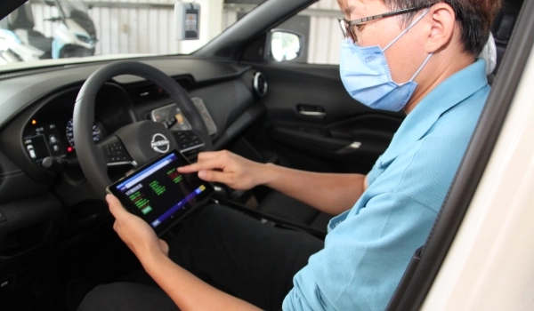Dynamic road test monitoring system
